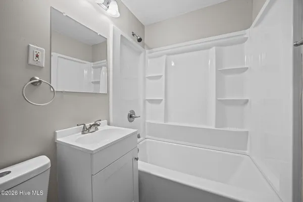 $209,000 | 21 East Drive, Jacksonville, NC 28546