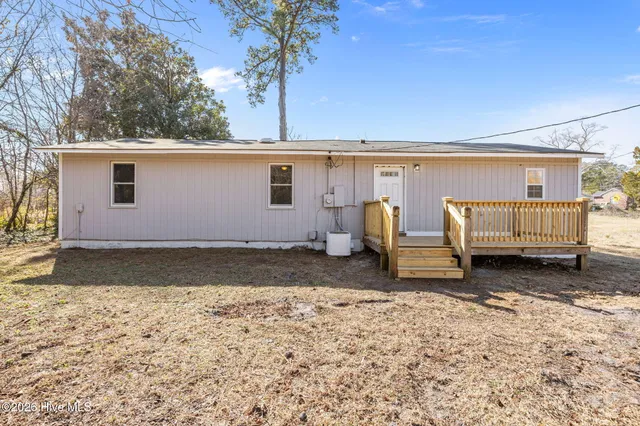 $209,000 | 21 East Drive, Jacksonville, NC 28546