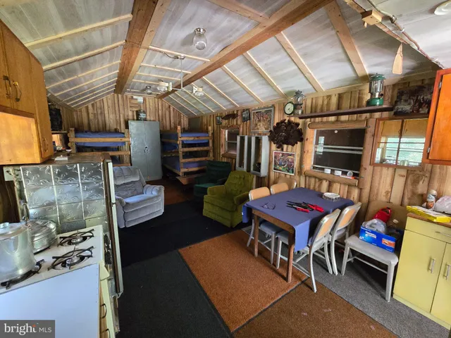 a view of walk in closet