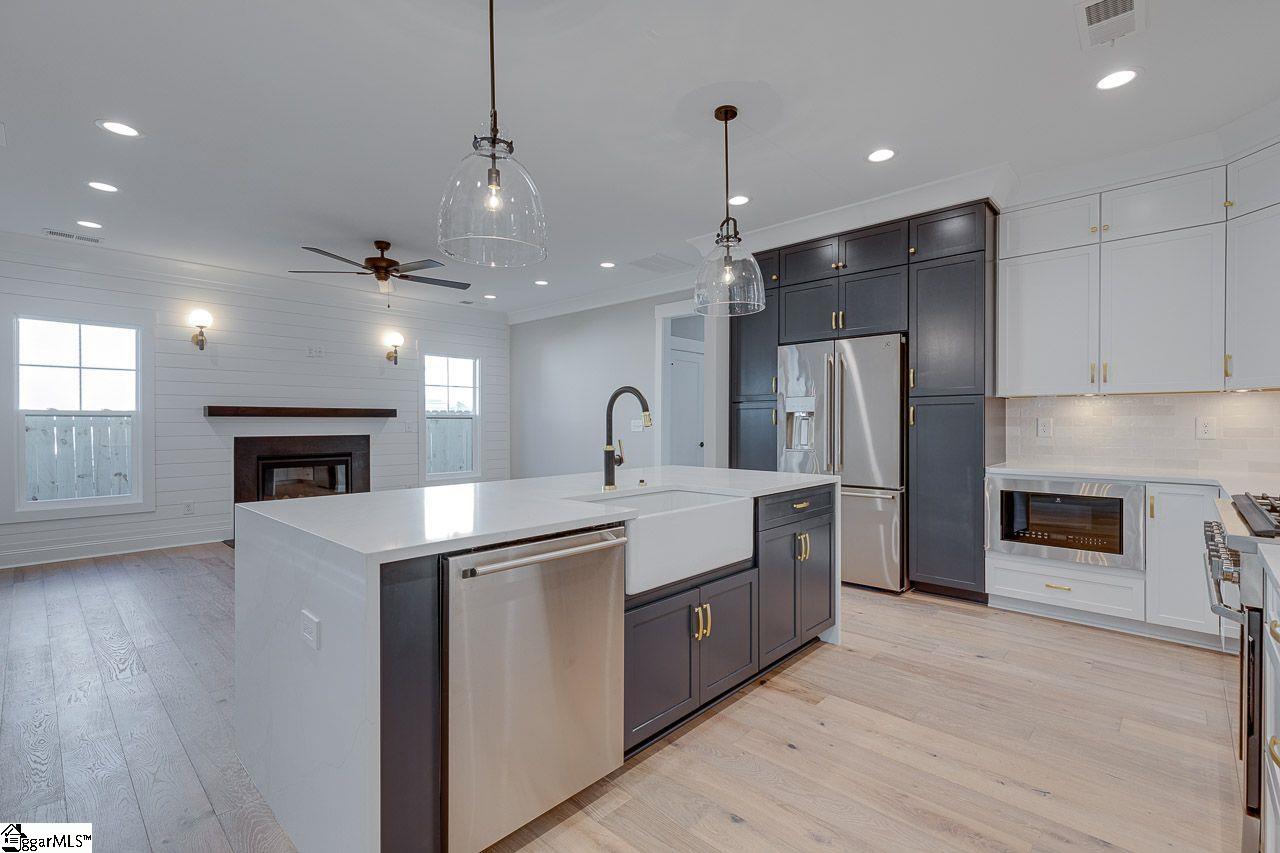 417 Pinckney Street Greenville, SC 29601 - Photo 6 of 30