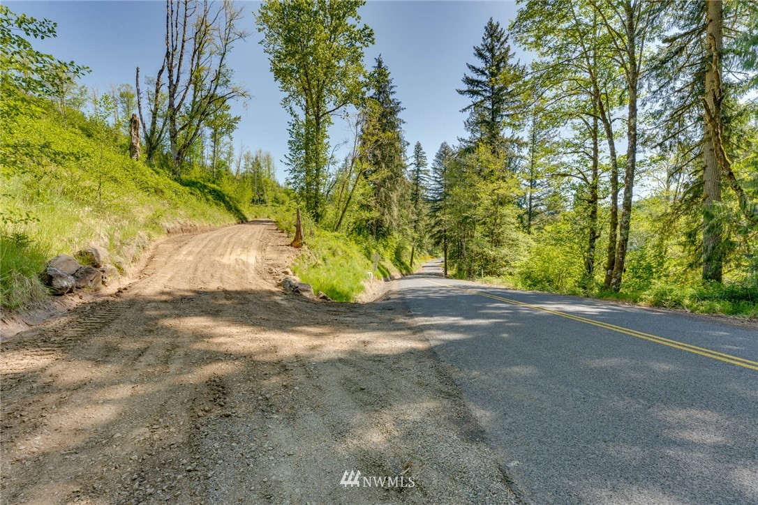 6980 Kalama River Road Kalama, WA 98625 - Photo 3 of 37 Gallery Image 3