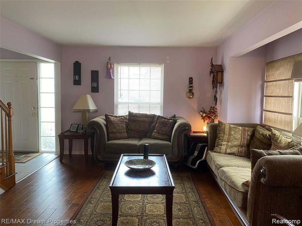 1011 Foothill Drive Canton, MI 48188 - Photo 27 of 35