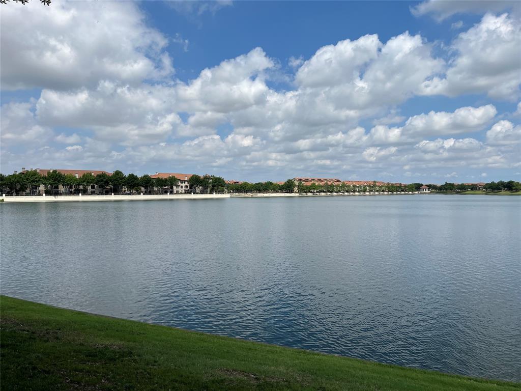 817 La Cima Irving, TX 75039 - Photo 37 of 40