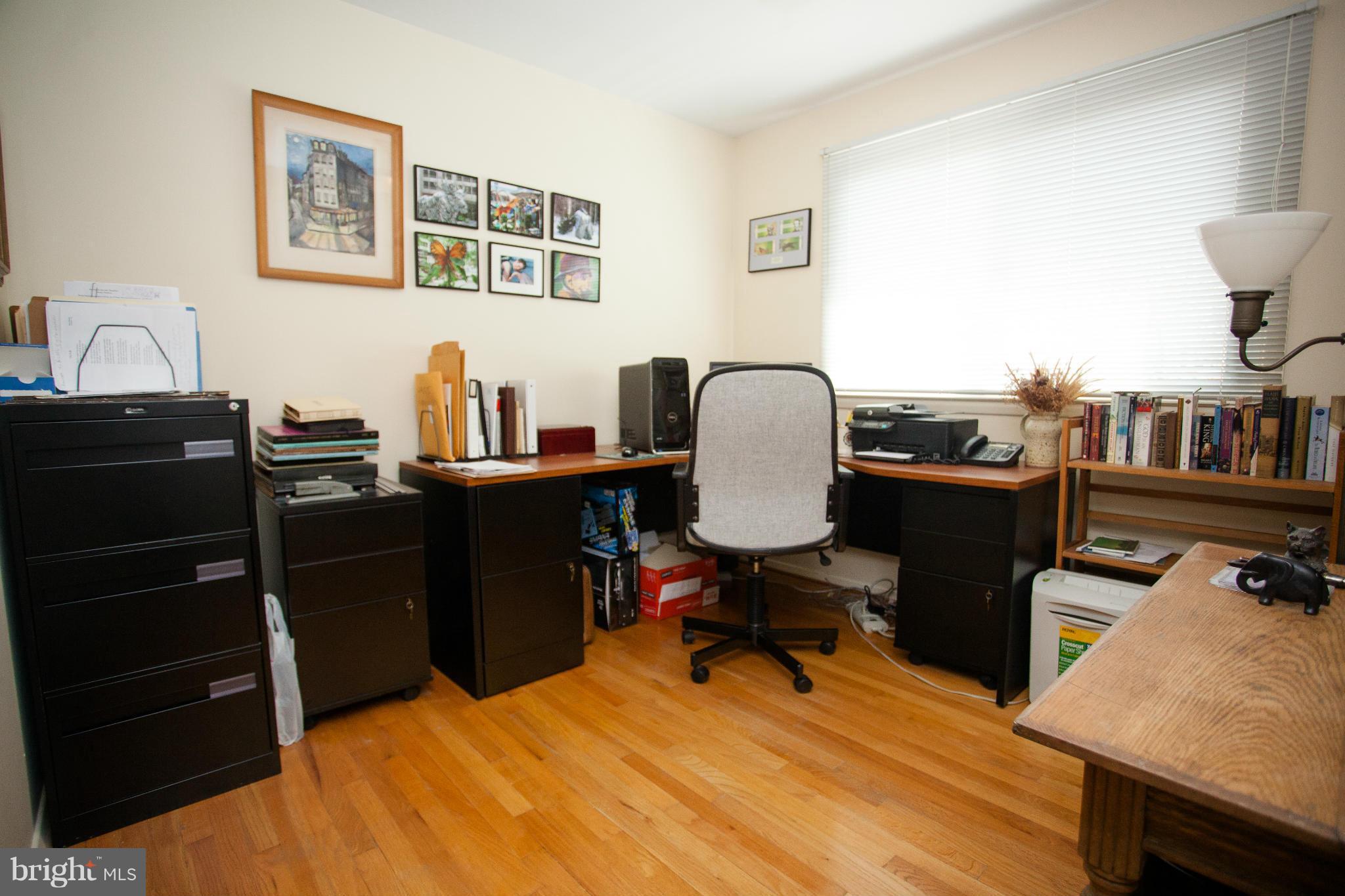 9407 Jodale Road Randallstown, MD 21133 - Photo 17 of 26 a room with a workspace