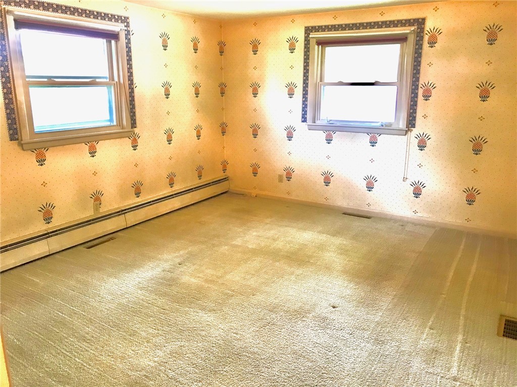 158 Alexander McGregor Road Pawtucket, RI 02861 - Photo 17 of 21 Gallery Image 17
