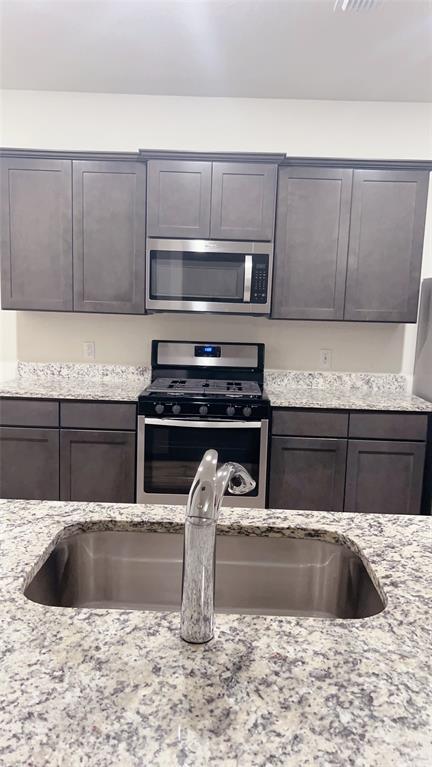 13514 Mineral Road Ponder, TX 76259 - Photo 5 of 33