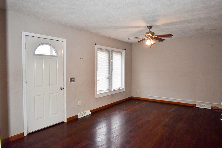 3218 Sherman Street Springfield, IL 62703 - Photo 7 of 17