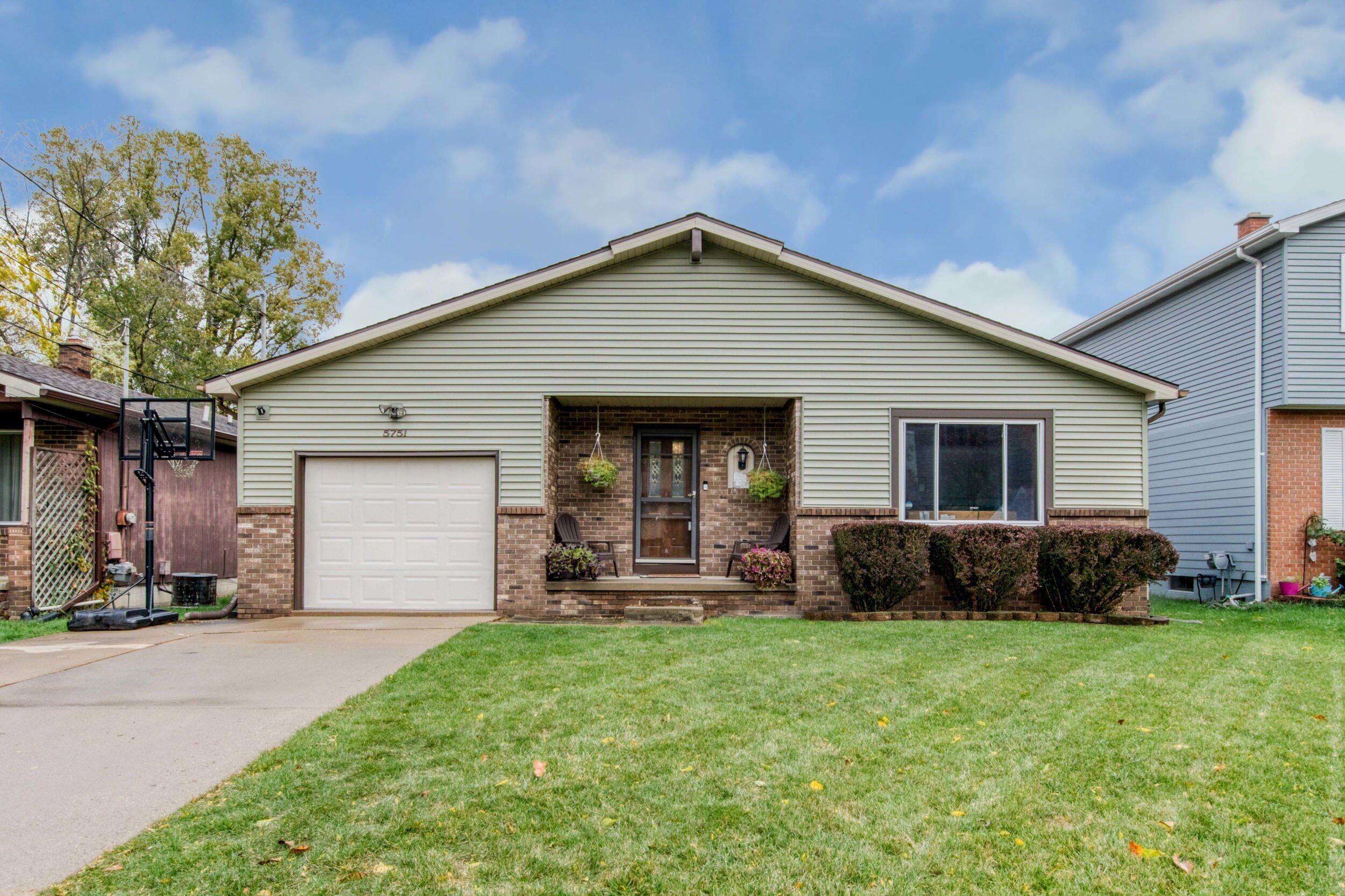 5751 Joshua Street Lansing, MI 48911 - Photo 29 of 30 joshua 5751-1