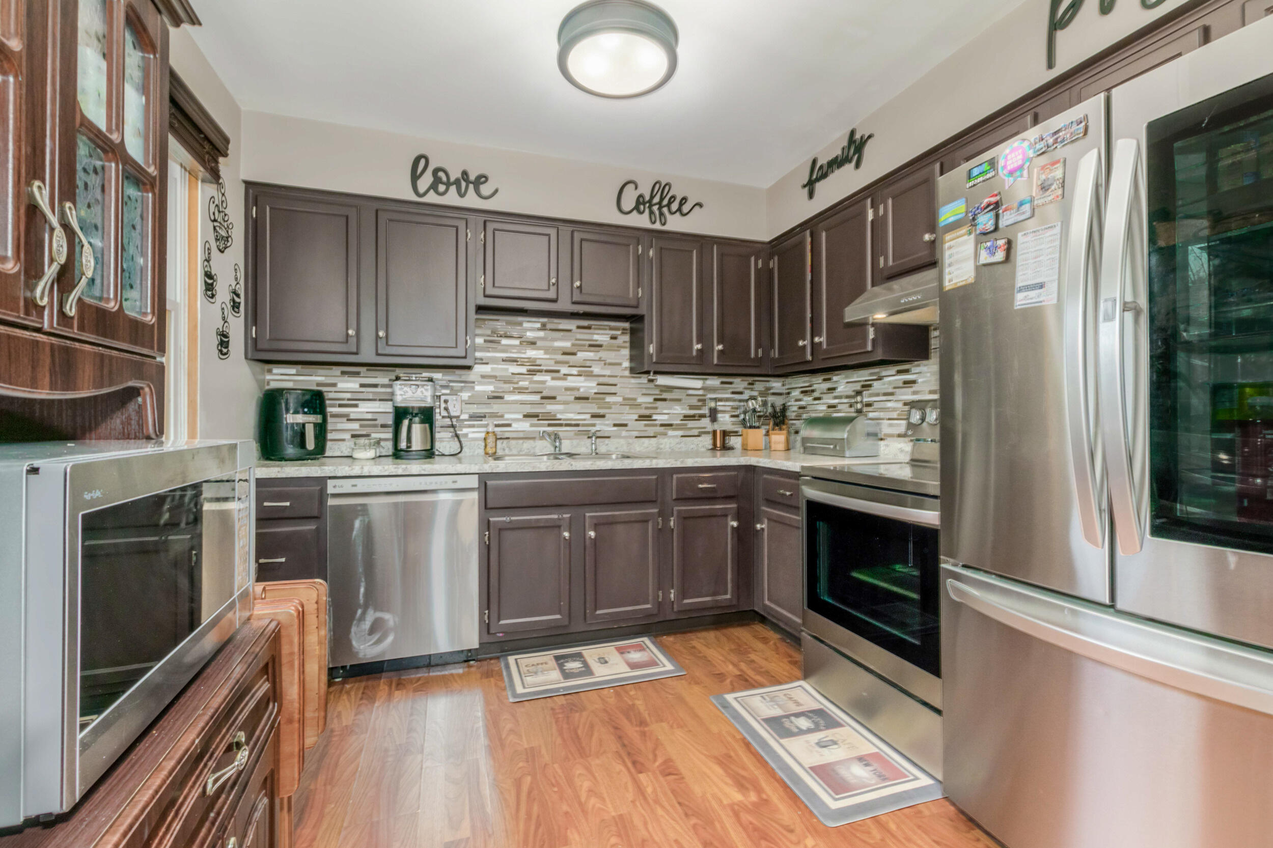 5751 Joshua Street Lansing, MI 48911 - Photo 6 of 30 joshua 5751-9