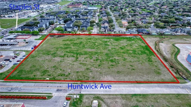 $2,500,000 | 5501 Huntwick Avenue, Corpus Christi, TX 78413
