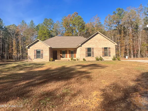 $300,000 | 1889 Gore Springs Road, Gore Springs, MS 38929