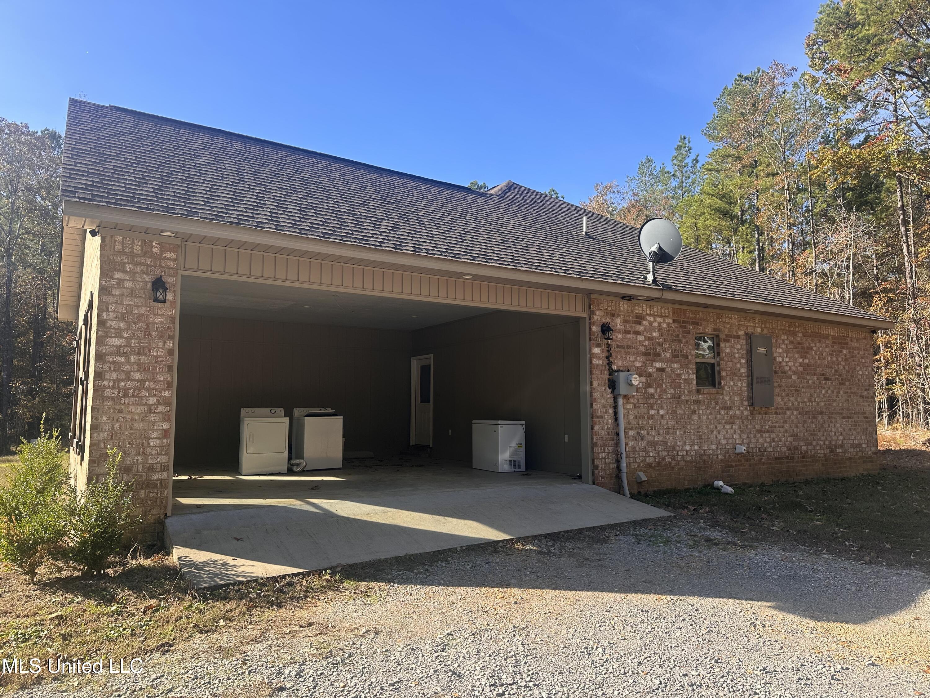 1889 Gore Springs Road Gore Springs, MS 38929 - Photo 22 of 27 IMG_7254