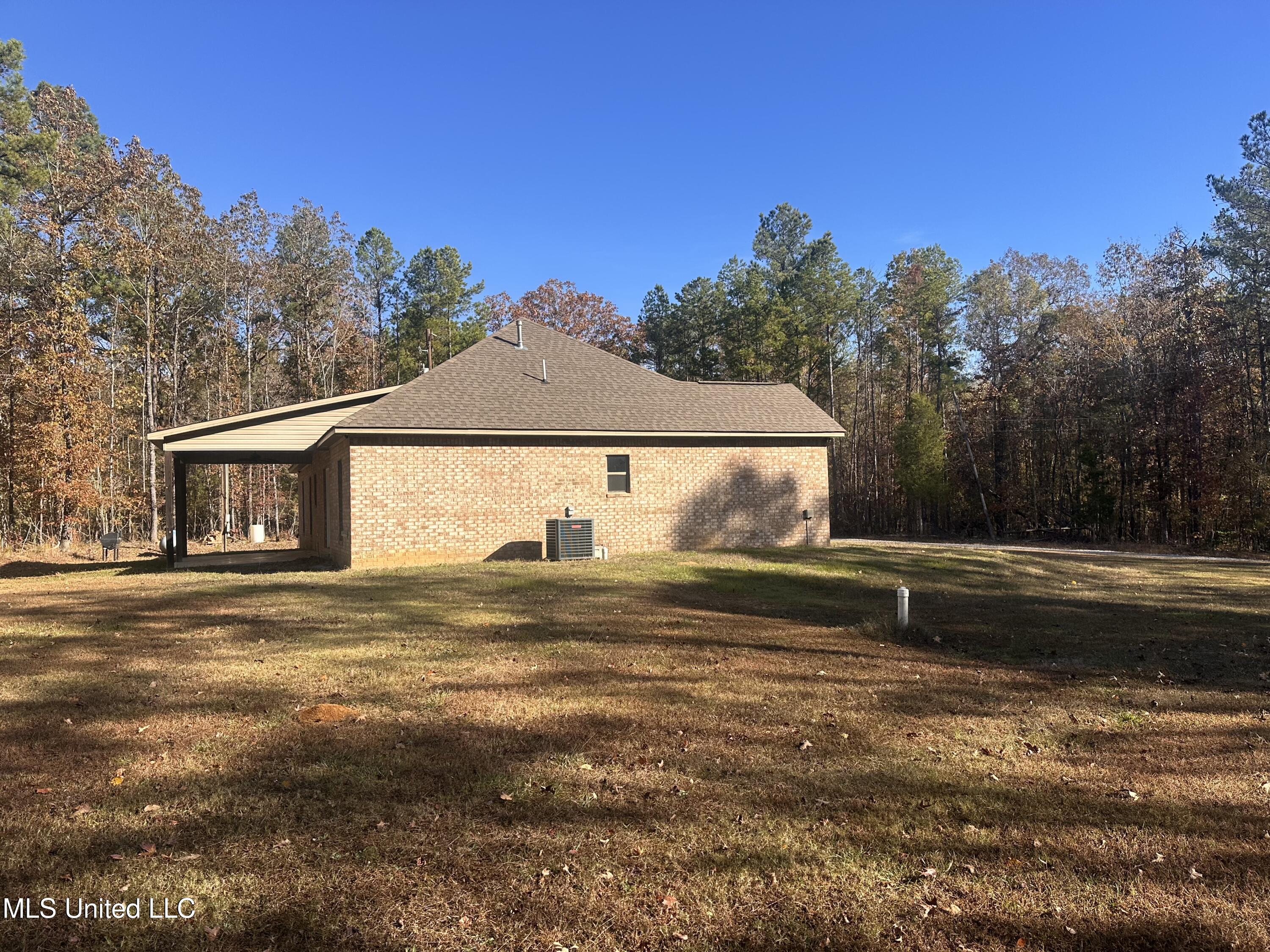 1889 Gore Springs Road Gore Springs, MS 38929 - Photo 25 of 27 IMG_7257