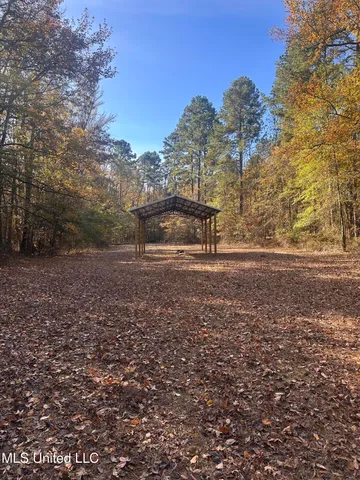 $315,000 | 1889 Gore Springs Road, Gore Springs, MS 38929