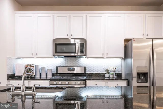 $3,250 | 3541 Woodlake Drive, Unit 13, Silver Spring, MD 20904