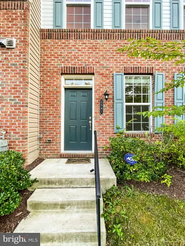 $3,250 | 3541 Woodlake Drive, Unit 13, Silver Spring, MD 20904