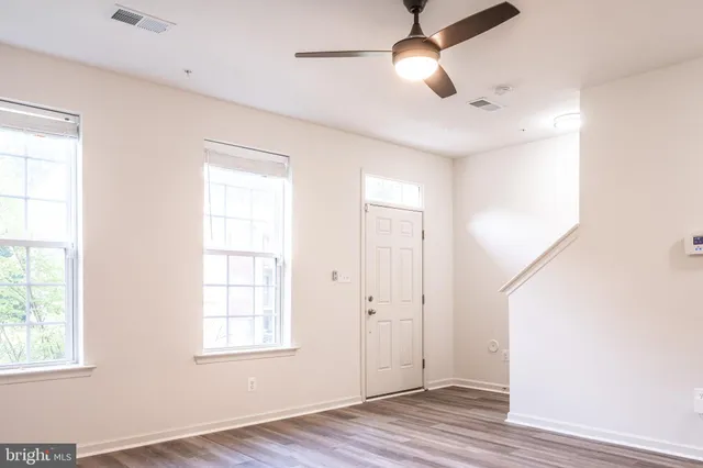 $3,250 | 3541 Woodlake Drive, Unit 13, Silver Spring, MD 20904