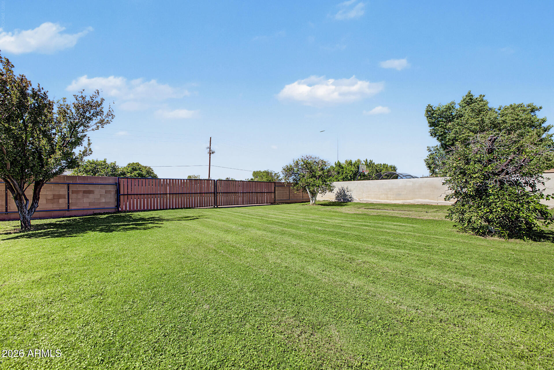 1251 North Gilbert Road Mesa, AZ 85213 - Photo 32 of 41 32