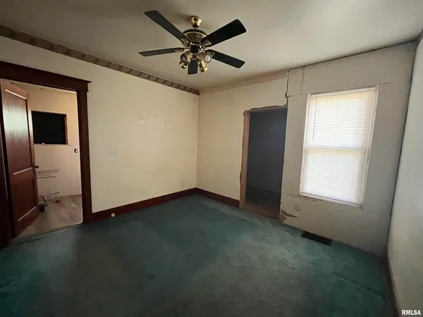 $355,000 | 2283 East 2750th Street, Kewanee, IL 61443