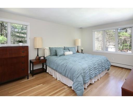 5 Falcon Road Sharon, MA 02067 - Photo 8 of 13 Gallery Image 8