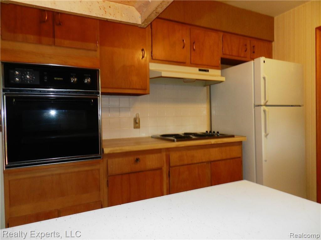 7020 Talladay Road Milan, MI 48160 - Photo 13 of 28 Kitchen