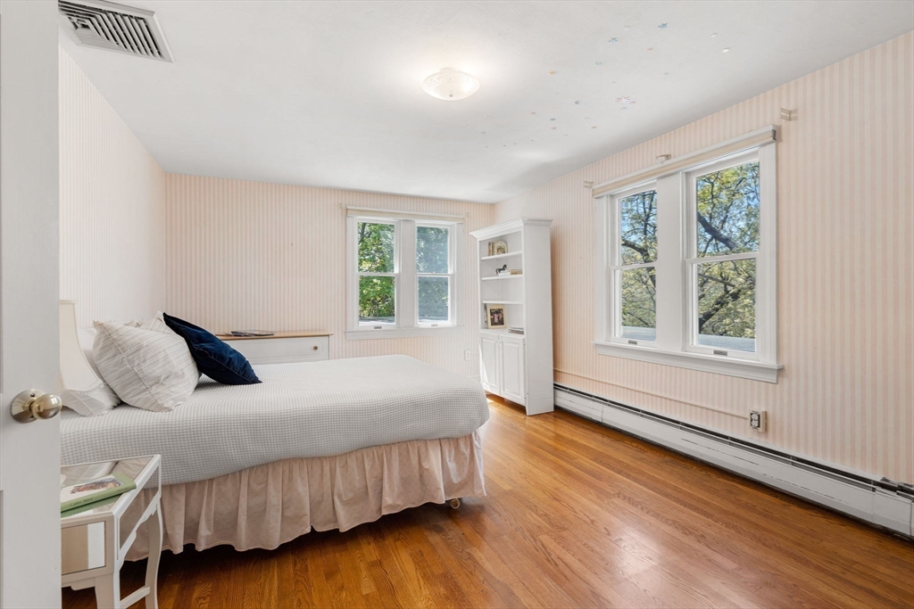 4 Crestwood Road Marblehead, MA 01945 - Photo 20 of 30