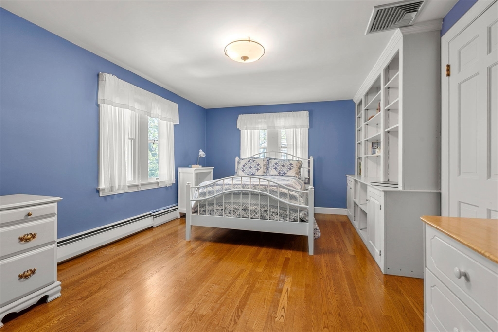 4 Crestwood Road Marblehead, MA 01945 - Photo 22 of 30