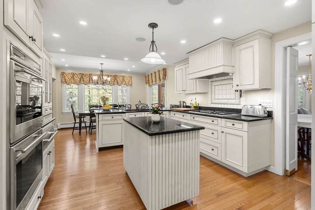 4 Crestwood Road Marblehead, MA 01945 - Photo 8 of 30