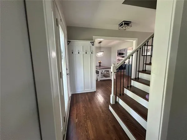 $475,000 | 27809 Highway 7, Harrisonville, MO 64701