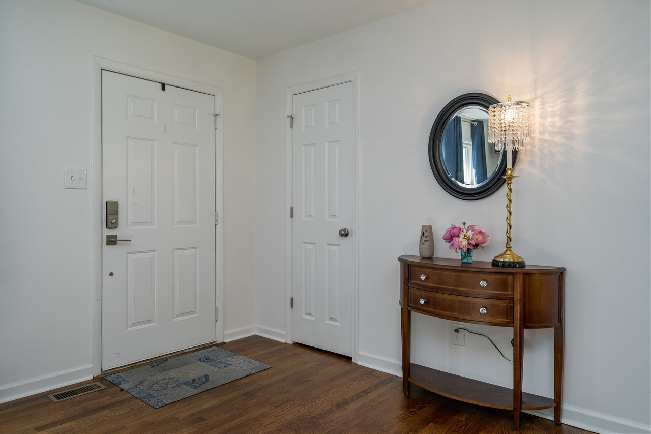 812 Greenwich Street Raleigh, NC 27610 - Photo 4 of 26 Photo 4