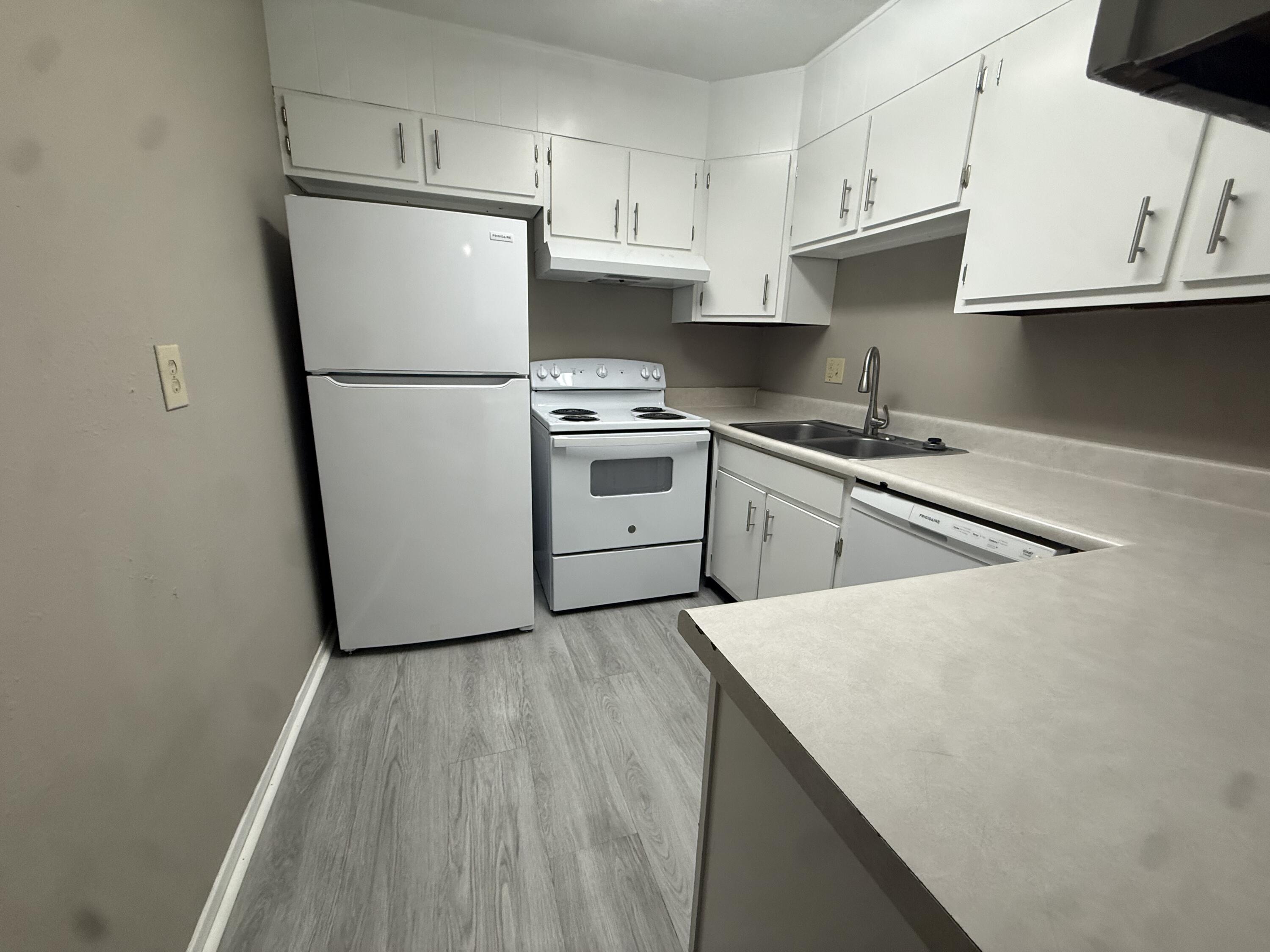 900 Mountain Creek Road, Unit 445 Chattanooga, TN 37405 - Photo 6 of 15 IMG_6361