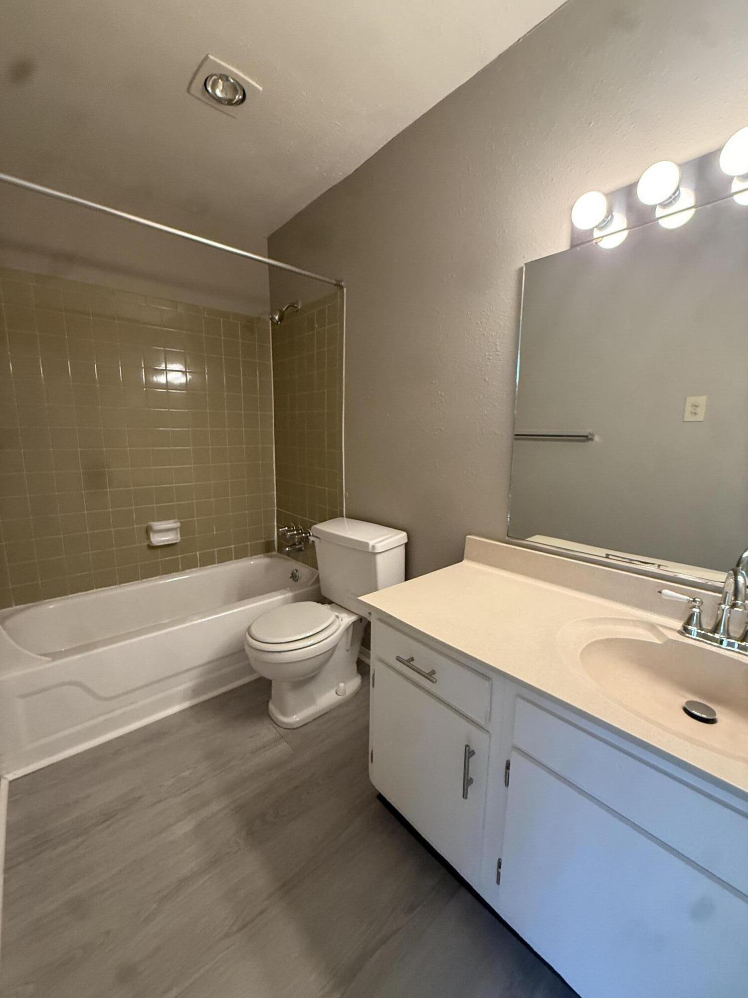 900 Mountain Creek Road, Unit 445 Chattanooga, TN 37405 - Photo 8 of 15 IMG_6366