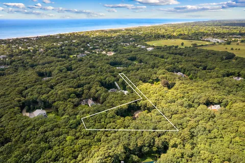 $2,880,000 | 67 Scrimshaw Lane, Amagansett, NY 11930