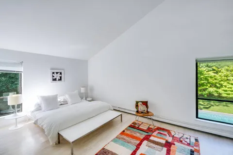 $2,880,000 | 67 Scrimshaw Lane, Amagansett, NY 11930