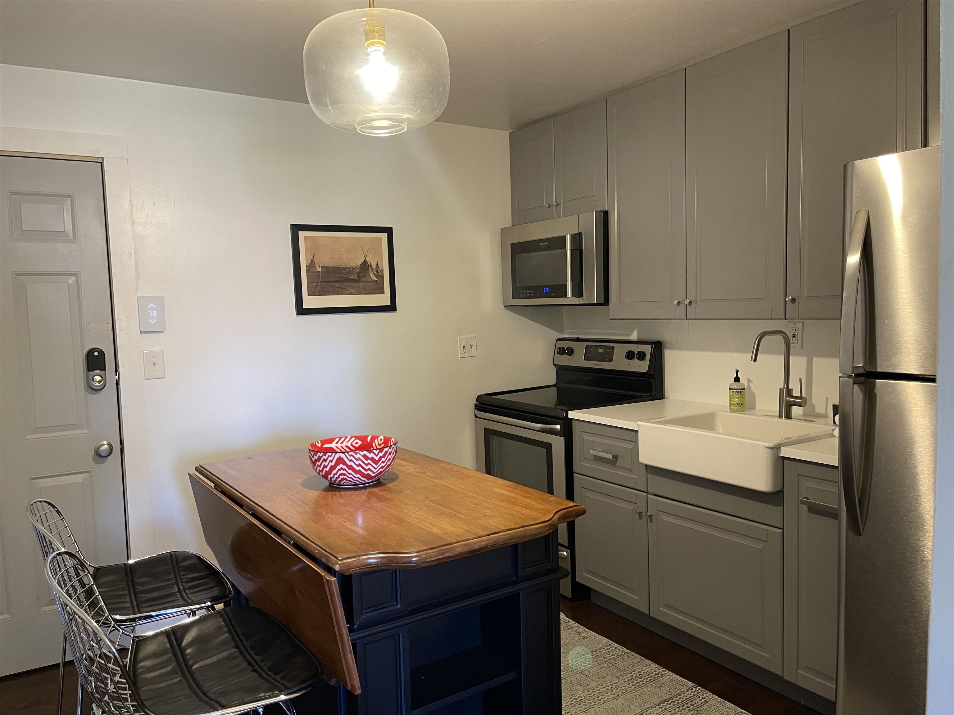 85 Main Street, Unit 303 Ludlow, VT 05149 - Photo 17 of 38 Gallery Image 17