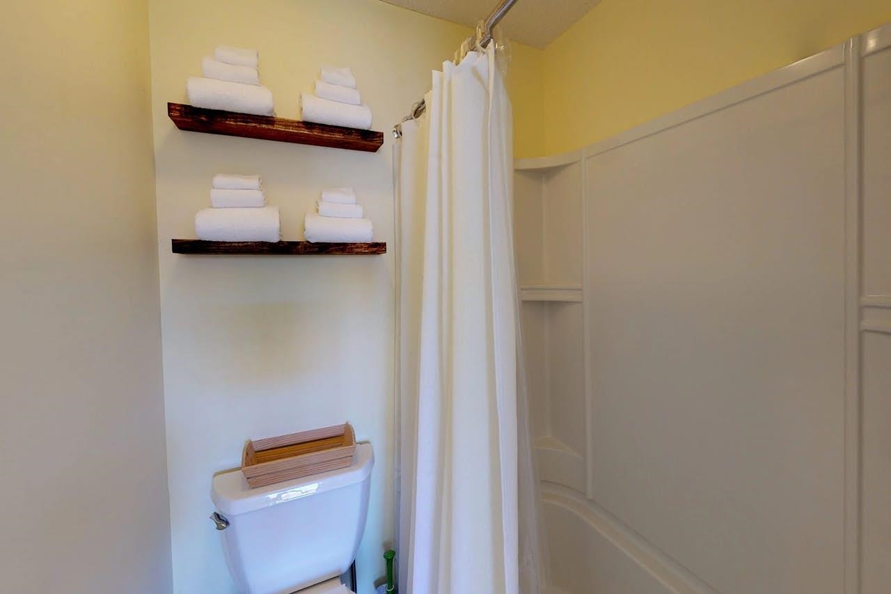 85 Main Street, Unit 303 Ludlow, VT 05149 - Photo 21 of 38 Gallery Image 21