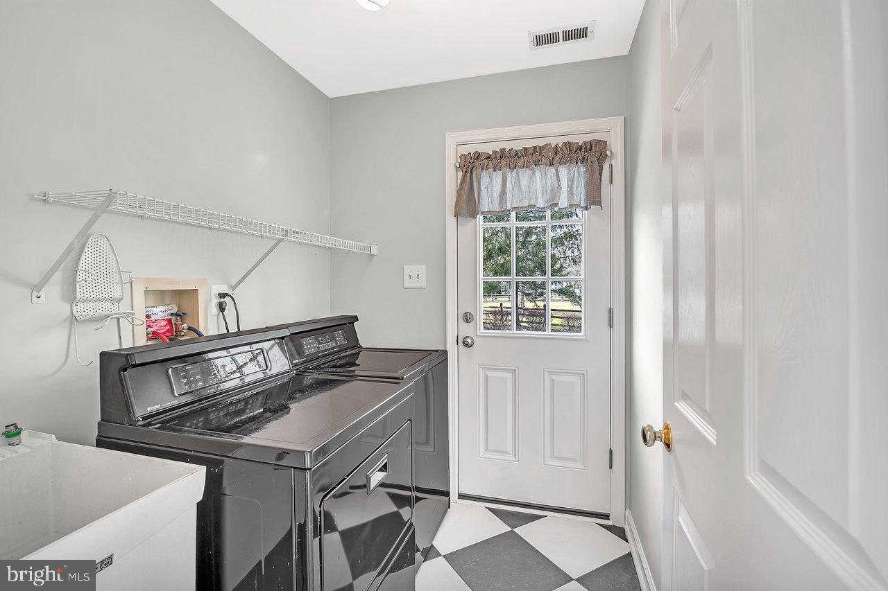 6 Green Court Columbus, NJ 08022 - Photo 20 of 51