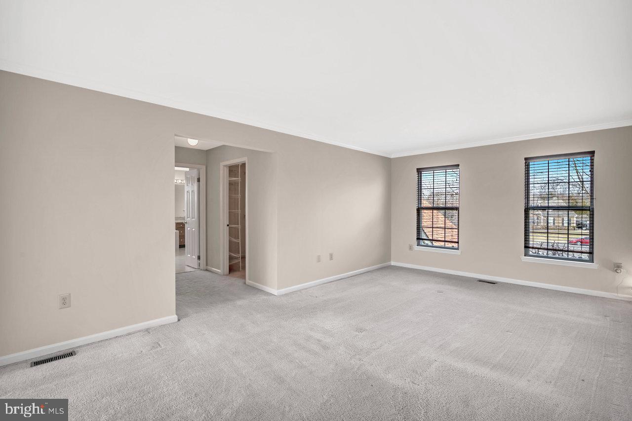 6 Green Court Columbus, NJ 08022 - Photo 34 of 51