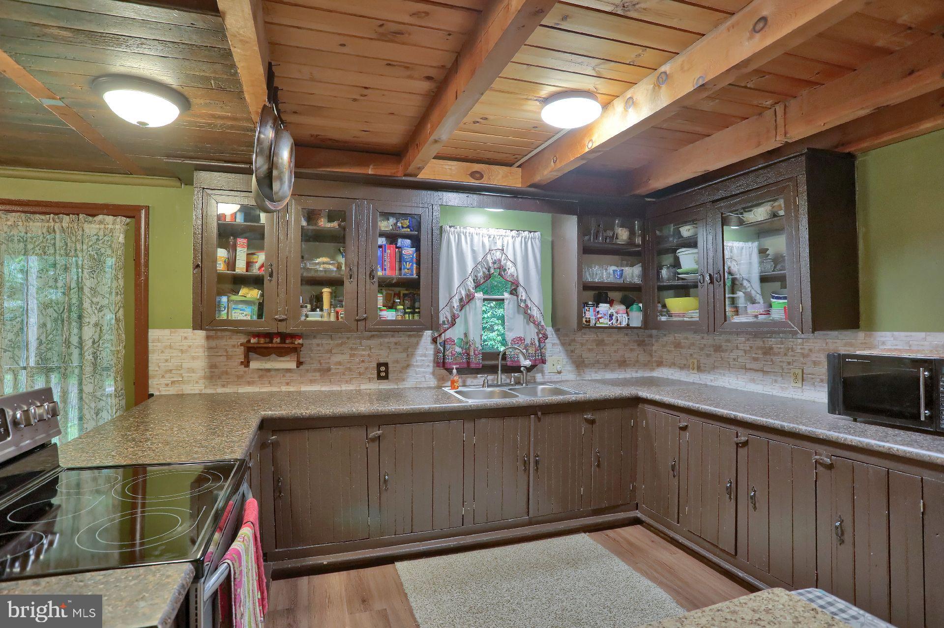 304 Paws Path Road Millerstown, PA 17062 - Photo 12 of 48 Gallery Image 12