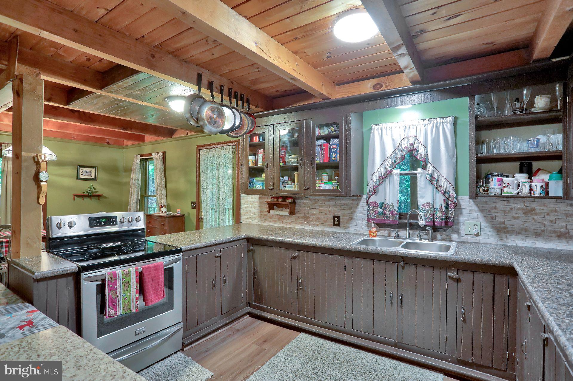 304 Paws Path Road Millerstown, PA 17062 - Photo 13 of 48 Gallery Image 13