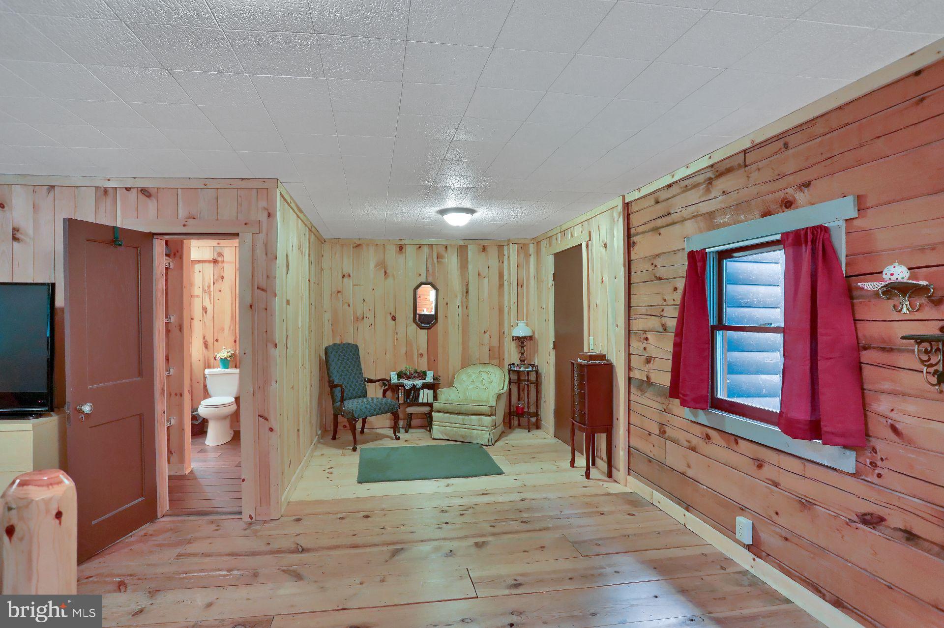 304 Paws Path Road Millerstown, PA 17062 - Photo 33 of 48 Master is 24 feet by 24 feet!