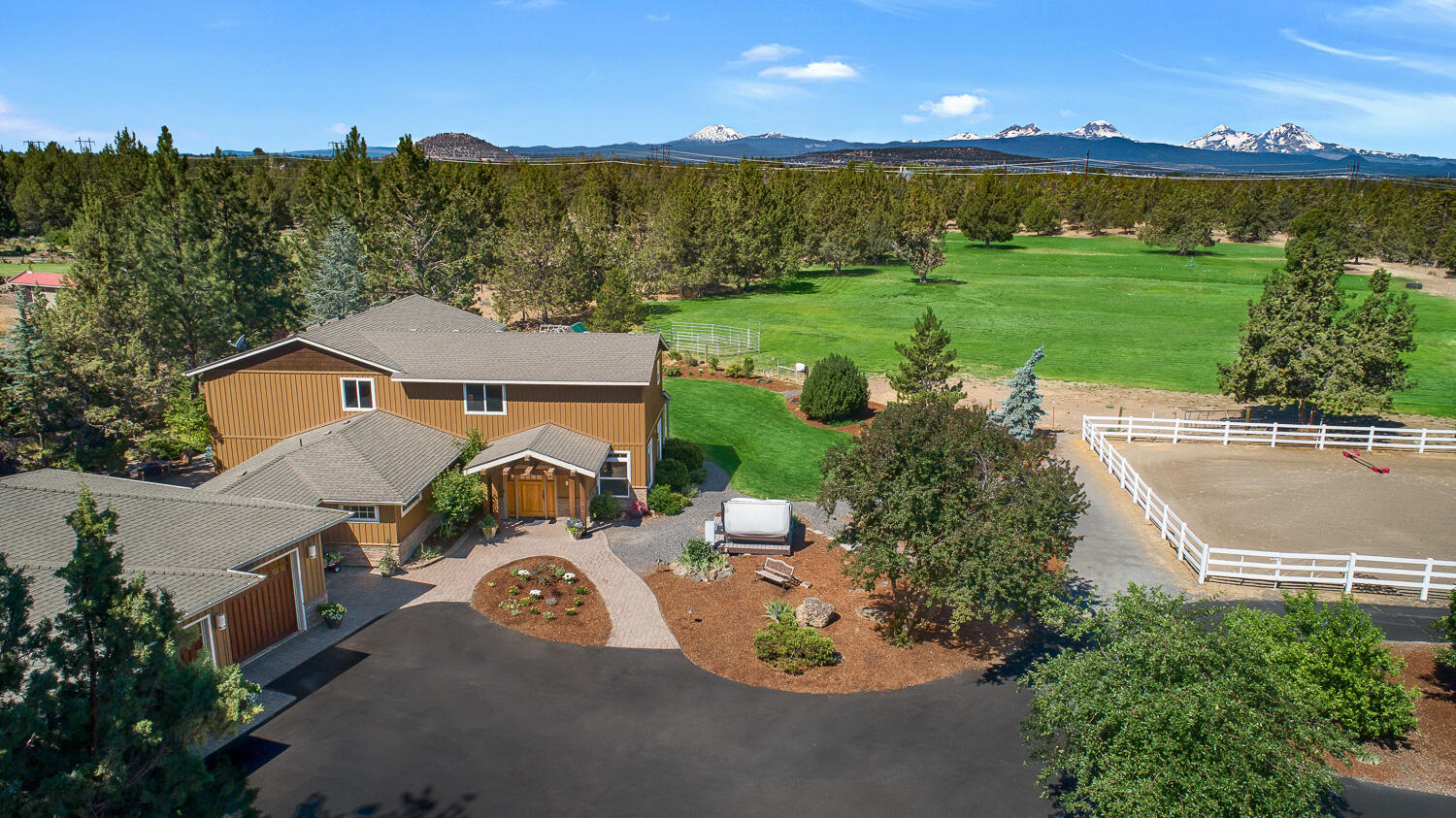 62995 Dickey Road Bend, OR 97701 - Photo 50 of 52 OReilly_20240711_Aerial_6_0893_c_72ppi