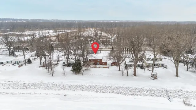 $527,000 | 2453 East Shore Drive, Green Bay, WI 54302