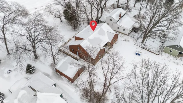 $527,000 | 2453 East Shore Drive, Green Bay, WI 54302