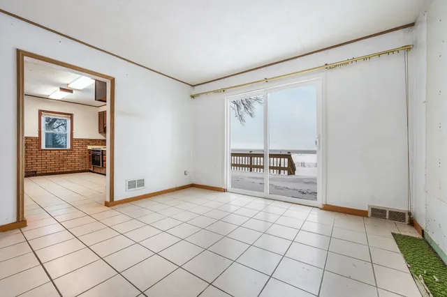 $527,000 | 2453 East Shore Drive, Green Bay, WI 54302