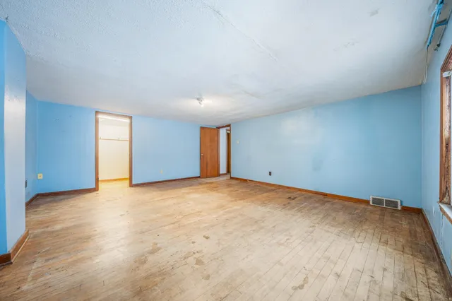 $527,000 | 2453 East Shore Drive, Green Bay, WI 54302