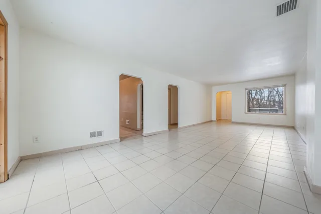 $527,000 | 2453 East Shore Drive, Green Bay, WI 54302