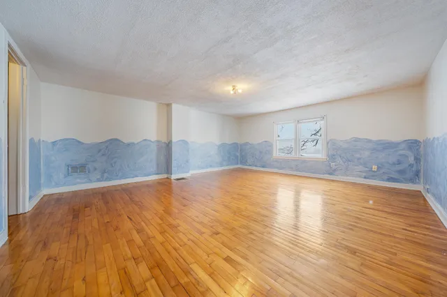 $527,000 | 2453 East Shore Drive, Green Bay, WI 54302