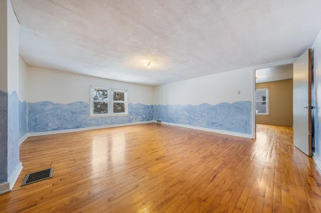 $527,000 | 2453 East Shore Drive, Green Bay, WI 54302