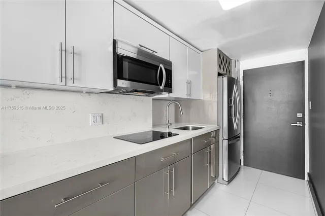 $450,000 | 3301 Northeast 5th Avenue, Unit 1212, Miami, FL 33137